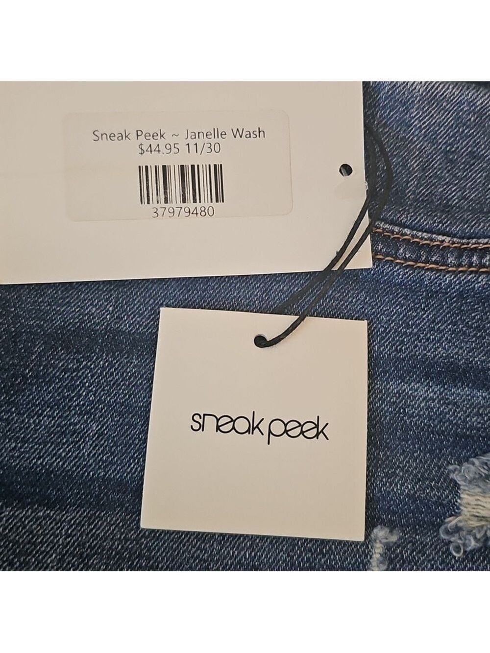 Sneak Peek Jeans Skinny Long Size 11 Distressed NWT - Picture 3 of 7